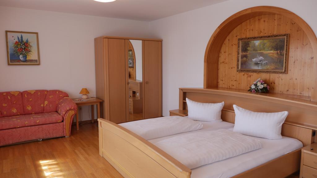 Hotel Dreisonnenberg Neuschönau Habitación foto