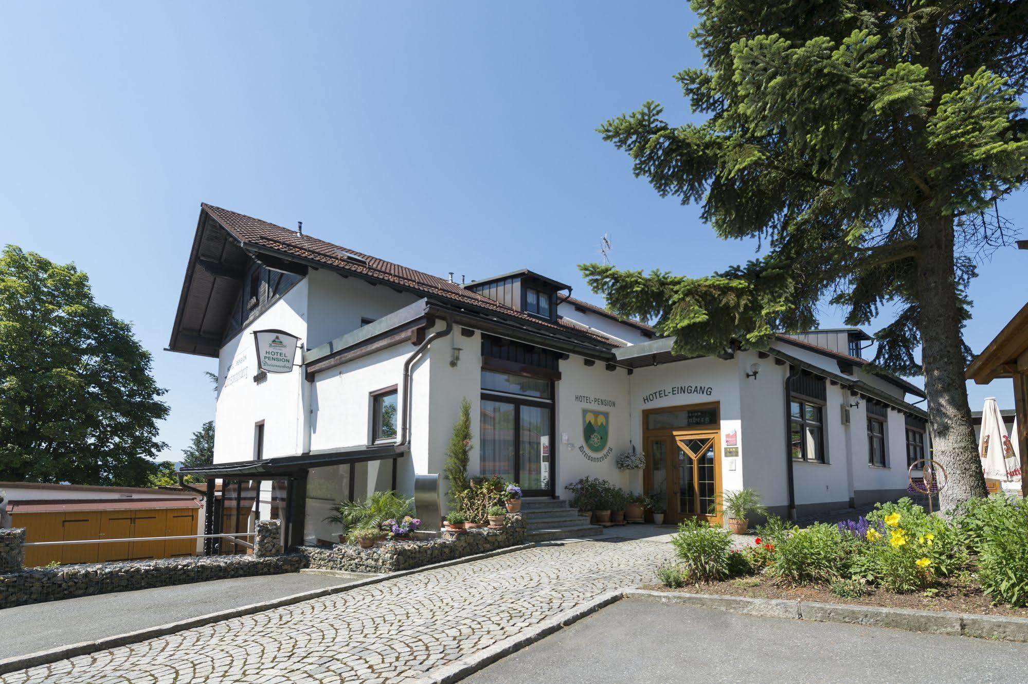 Hotel Dreisonnenberg Neuschönau Exterior foto